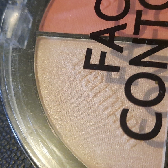 Face contour palette - Picture 5 of 6